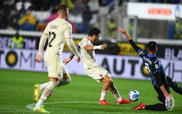  那不勒斯青春风暴席卷，青年军领跑意甲群雄  